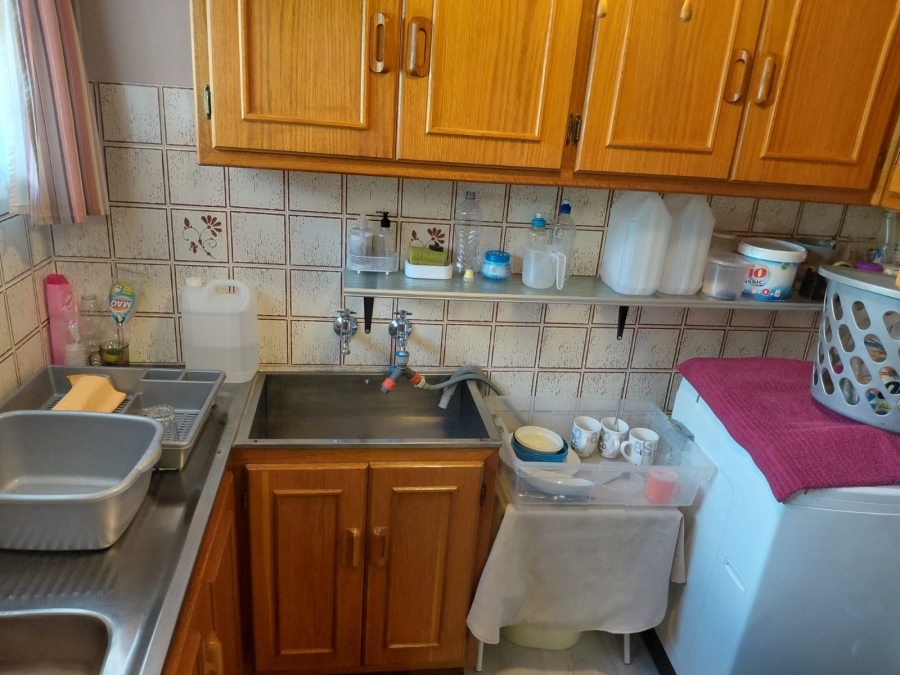 2 Bedroom Property for Sale in Pellissier Free State